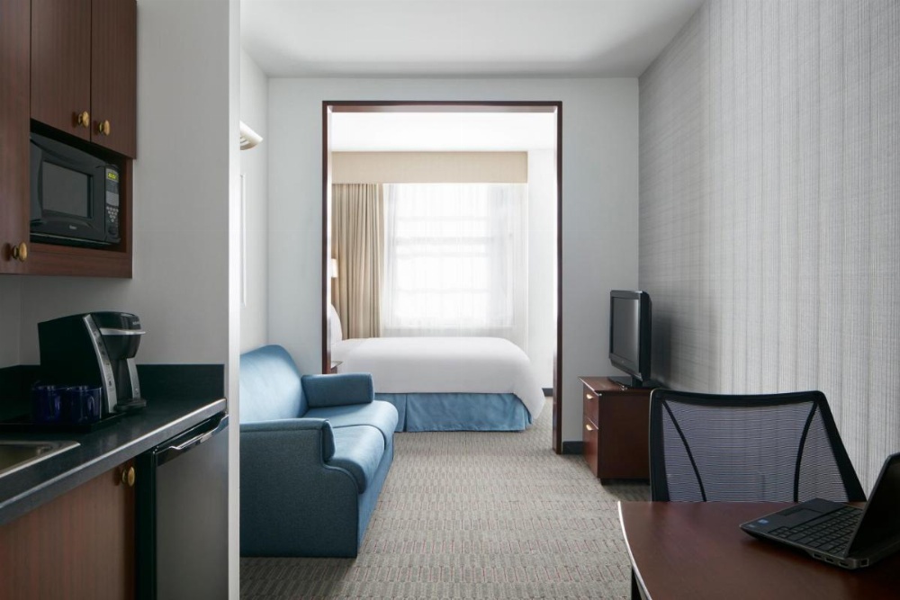 Club Quarters Hotel, Wacker at Michigan Image 18